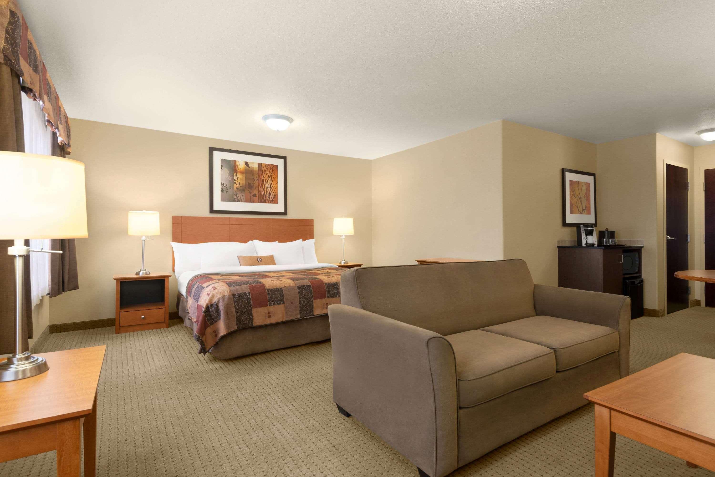 Ramada By Wyndham Drayton Valley Buitenkant foto