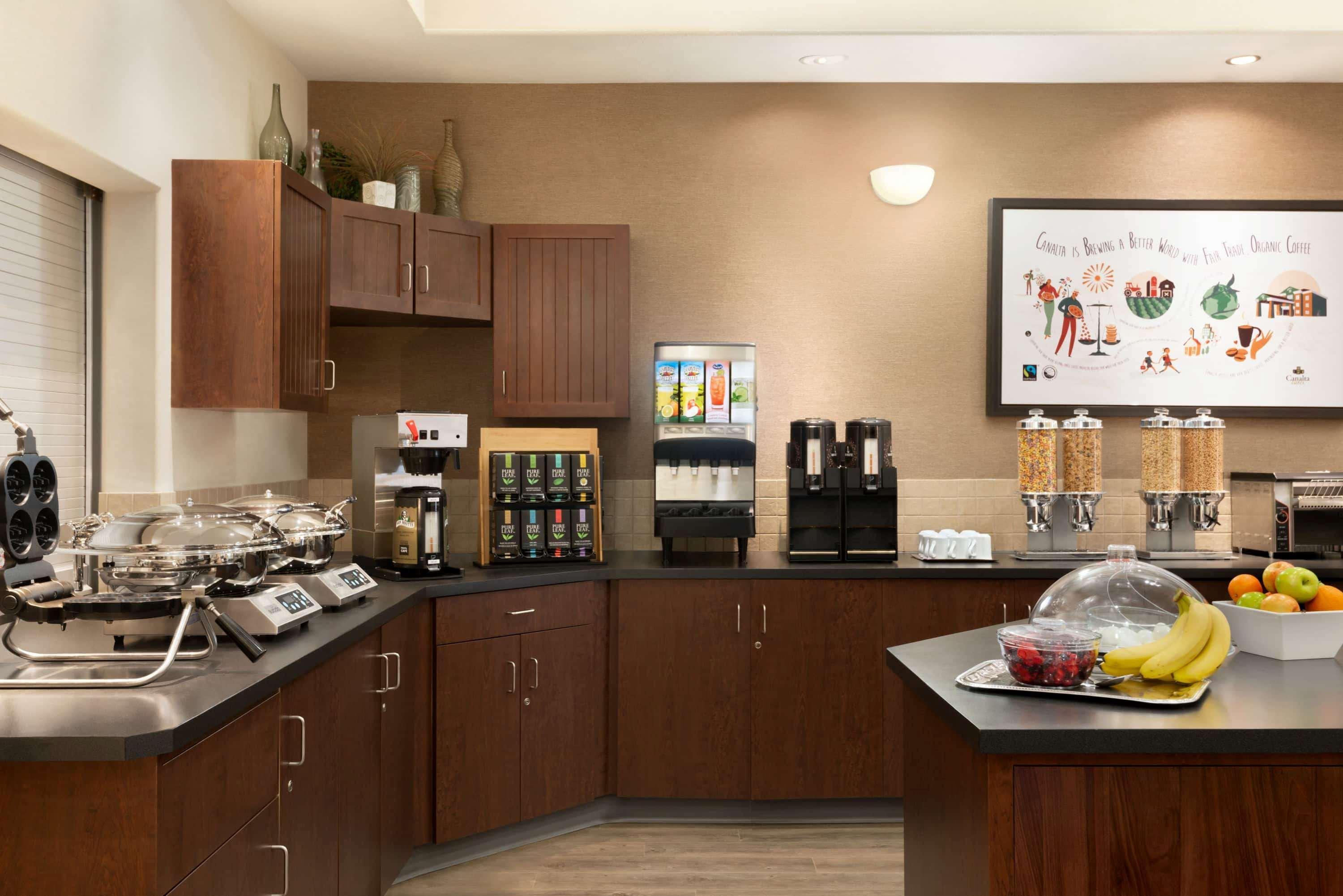 Ramada By Wyndham Drayton Valley Buitenkant foto