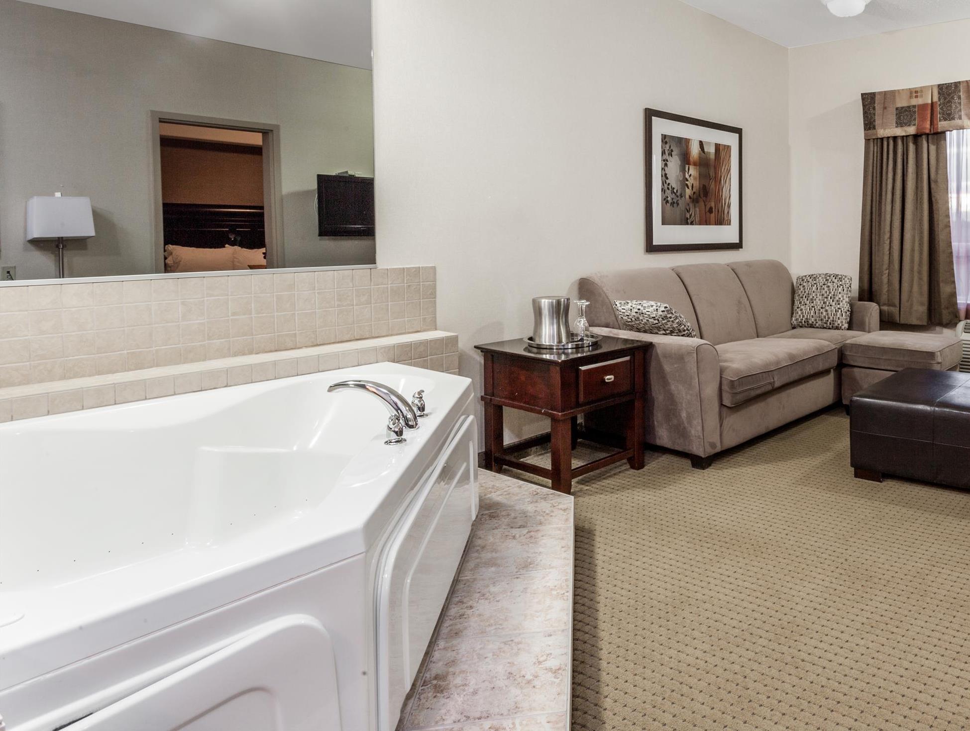 Ramada By Wyndham Drayton Valley Buitenkant foto